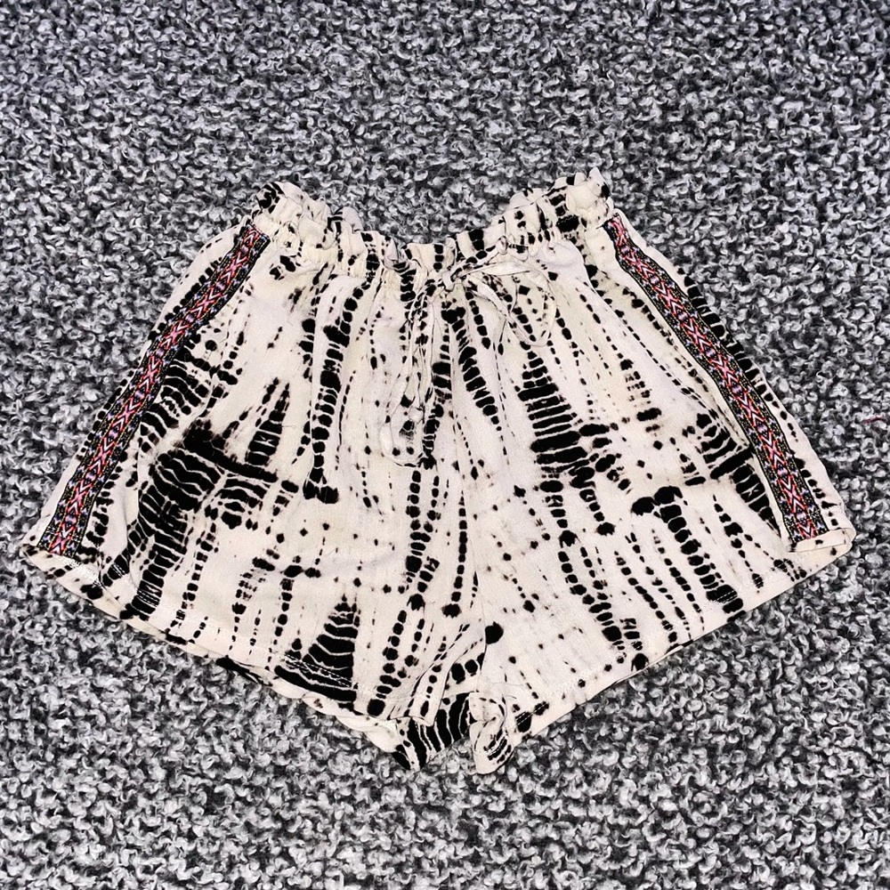 Extra small “about a girl” shorts